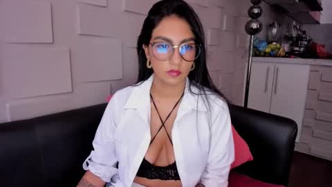 Snapshot of samantha_jadee chatting on February 2025 08:53:01 PM Samantha online show from February 2025 08:53:01 PM