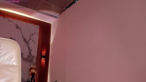 Sammy  online show from October 2025 12:04:02 PM