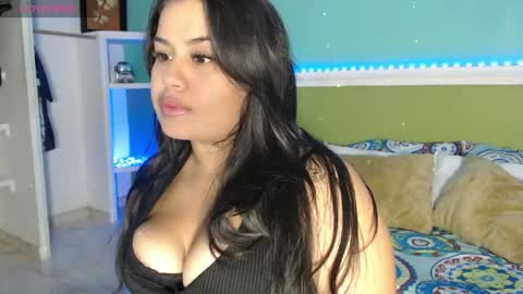 Snapshot of samantha_smiith__ chatting on May 2026 12:02:01 PM samantha_smiith__ online show from May 2026 12:02:01 PM
