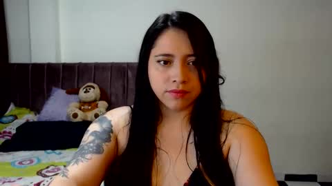 samantha willis online show from December 2025 01:11:01 AM