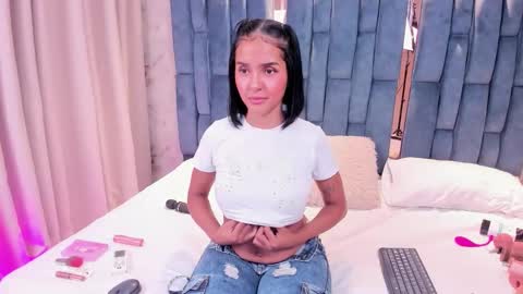 Samantha online show from February 2026 05:03:02 AM