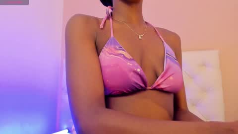 Snapshot of samanthaaross chatting on January 2025 12:50:02 PM online show from January 2025 12:50:02 PM