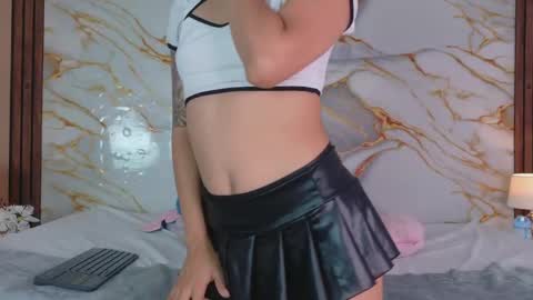 SAMANTHA ECHEVERRY online show from March 2026 11:27:01 AM