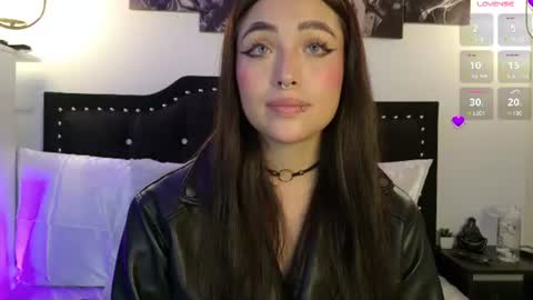 Snapshot of samanthagrant_ chatting on June 2026 07:57:01 PM IGSamanthaGrant 10 online show from June 2026 07:57:01 PM