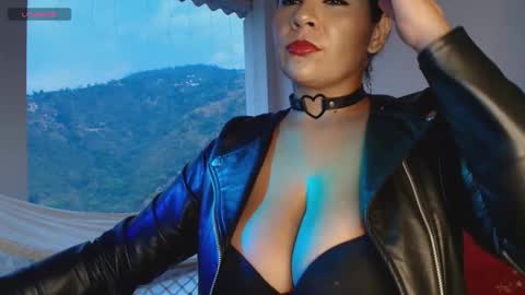 samanthahut1 online show from March 2026 11:01:01 PM