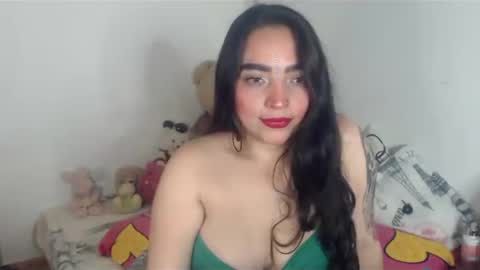 Snapshot of samanthakler17 chatting on December 2024 04:54:02 AM samantha online show from December 2024 04:54:02 AM