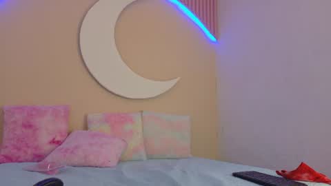 Snapshot of samanthalaurent chatting on June 2026 02:53:01 AM samanthalaurent online show from June 2026 02:53:01 AM