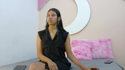 Snapshot of samanthalaurent chatting on June 2026 07:29:01 PM samanthalaurent online show from June 2026 07:29:01 PM