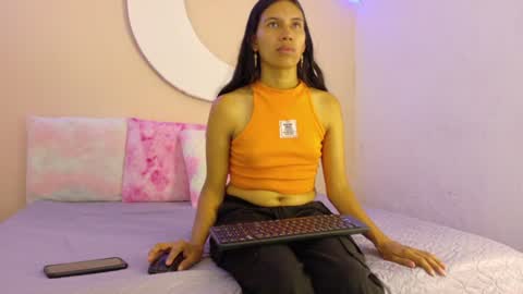 Snapshot of samanthalaurent chatting on June 2026 07:11:01 PM samanthalaurent online show from June 2026 07:11:01 PM