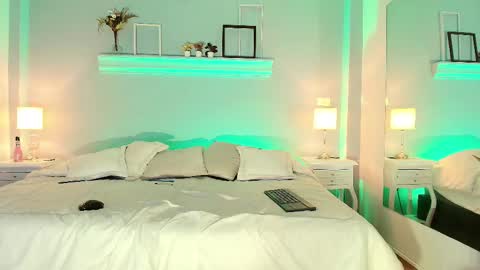 Samanta online show from February 2025 07:27:02 PM