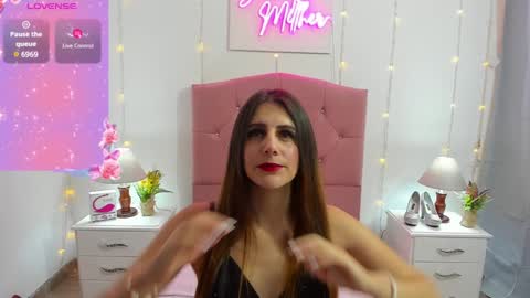 Samy  online show from December 2024 12:23:02 PM