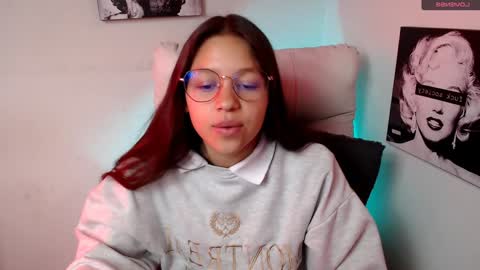 Snapshot of samantharoldan chatting on January 2025 01:43:01 PM Samantha online show from January 2025 01:43:01 PM