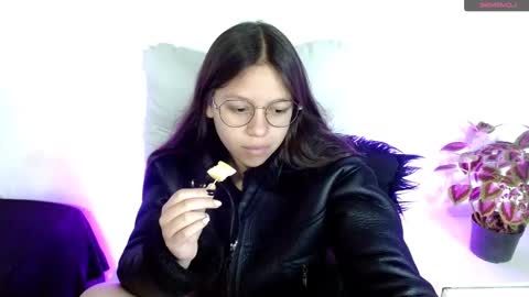 Snapshot of samantharoldan chatting on February 2025 04:34:02 PM Samantha online show from February 2025 04:34:02 PM