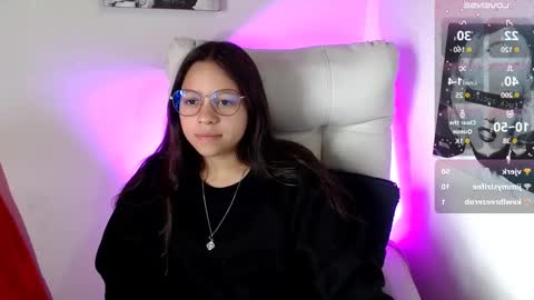 Snapshot of samantharoldan chatting on March 2025 04:07:02 PM Samantha online show from March 2025 04:07:02 PM