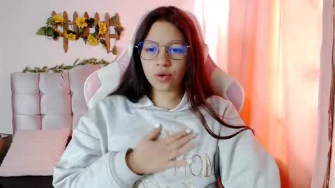 Snapshot of samantharoldan chatting on September 2025 04:00:02 PM Samantha online show from September 2025 04:00:02 PM