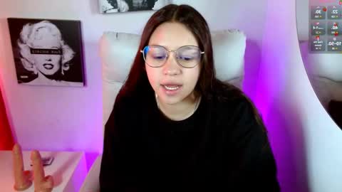 Snapshot of samantharoldan chatting on October 2025 12:44:02 PM Samantha online show from October 2025 12:44:02 PM