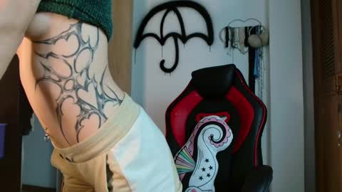 lil sam online show from February 2025 07:03:01 PM