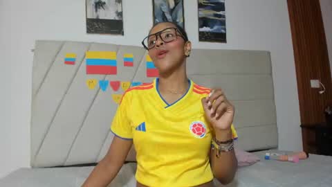 samaraa_smith1 online show from July 2026 12:20:02 PM