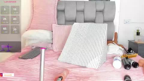 Samara Wells online show from September 2025 09:28:02 PM