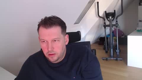 Snapshot of samariterbw chatting on March 2026 05:01:02 PM TopBoy online show from March 2026 05:01:02 PM