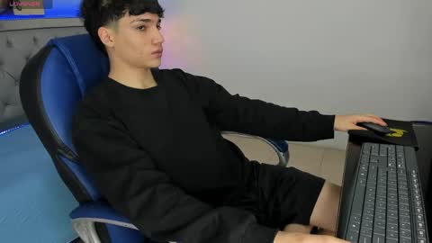 Sam online show from May 2026 01:27:01 PM