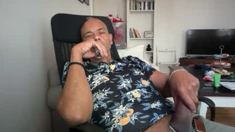 Sam online show from July 2026 03:40:01 PM