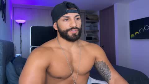 Sam Dornan online show from January 2025 07:04:01 PM