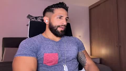 Sam Dornan online show from March 2025 12:53:01 AM