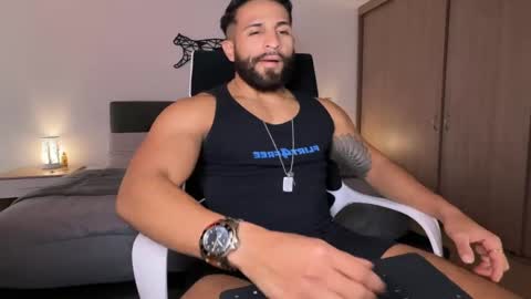 Sam Dornan online show from March 2025 10:07:02 PM