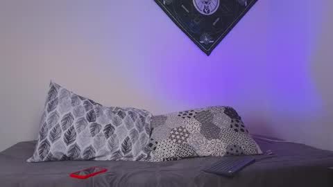 samevansx online show from October 2025 03:20:02 PM