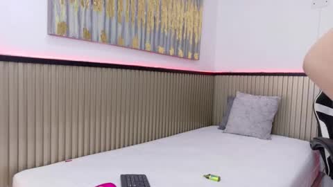 Samanta online show from February 2026 07:39:02 PM