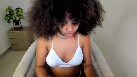 Samie Mury  online show from November 2025 04:22:01 AM