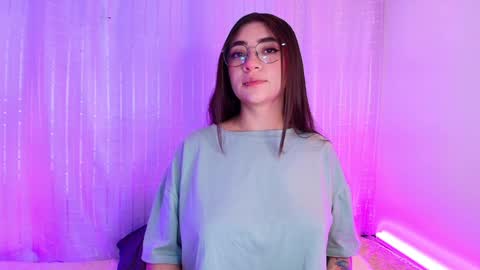 Snapshot of samii_evans chatting on December 2024 05:27:02 AM samii evans  online show from December 2024 05:27:02 AM