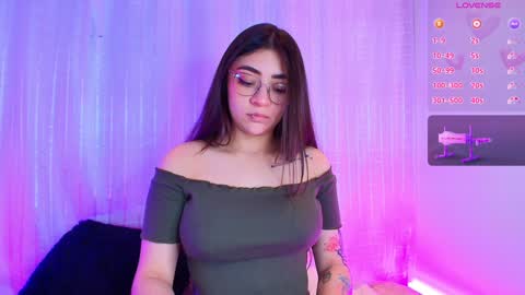 Snapshot of samii_evans chatting on December 2024 05:48:02 AM samii evans  online show from December 2024 05:48:02 AM