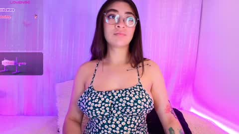 Snapshot of samii_evans chatting on January 2025 03:31:01 AM samii evans  online show from January 2025 03:31:01 AM