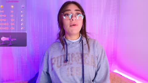 Snapshot of samii_evans chatting on January 2025 08:11:02 AM samii evans  online show from January 2025 08:11:02 AM