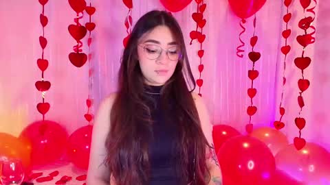 Snapshot of samii_evans chatting on February 2025 05:09:01 AM samii evans  online show from February 2025 05:09:01 AM