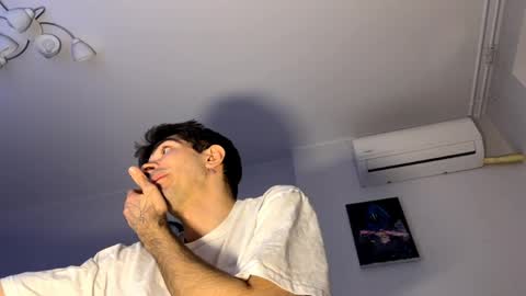 Snapshot of samiliken chatting on April 2026 04:25:01 PM Sam online show from April 2026 04:25:01 PM