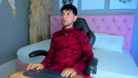 Samir online show from January 2025 12:42:01 PM