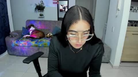 Snapshot of samismith77 chatting on April 2026 11:27:02 PM SARA online show from April 2026 11:27:02 PM