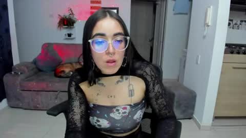 Snapshot of samismith77 chatting on April 2026 03:24:02 AM SARA online show from April 2026 03:24:02 AM