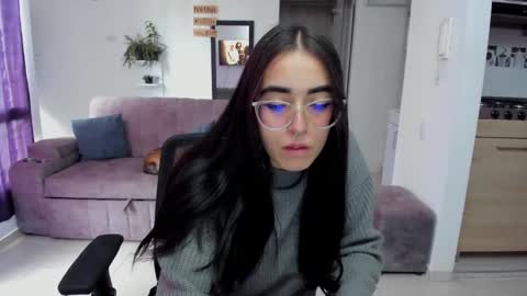 Snapshot of samismith77 chatting on April 2026 08:21:01 PM SARA online show from April 2026 08:21:01 PM