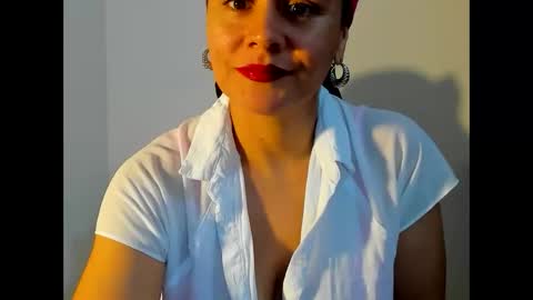 Snapshot of samm_hoti chatting on March 2025 09:09:02 PM sam online show from March 2025 09:09:02 PM