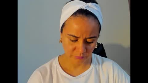 Snapshot of samm_hoti chatting on December 2025 12:37:02 AM sam online show from December 2025 12:37:02 AM