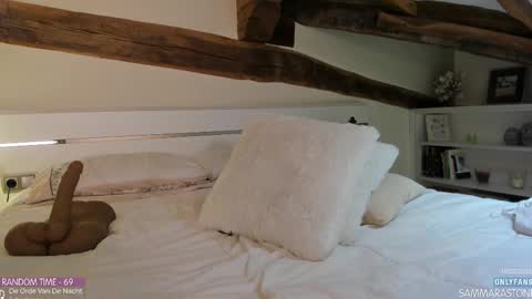 Maria online show from February 2025 09:42:01 PM