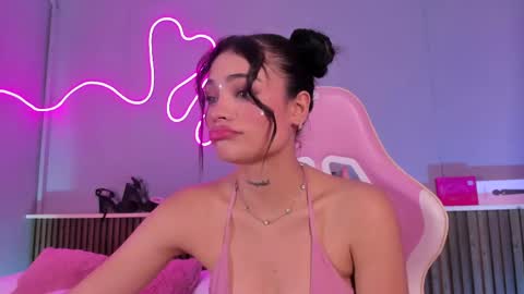 Snapshot of sammy__rose chatting on May 2026 08:38:02 PM Sammy Rose online show from May 2026 08:38:02 PM