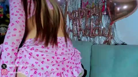 Snapshot of sammy_devinne chatting on April 2026 10:04:02 PM sammy devinne online show from April 2026 10:04:02 PM