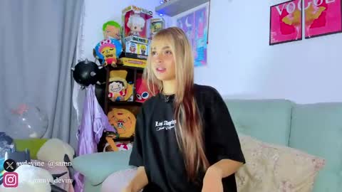 Snapshot of sammy_devinne chatting on April 2026 09:26:01 PM sammy devinne online show from April 2026 09:26:01 PM