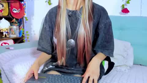 sammy devinne online show from May 2026 08:58:01 PM