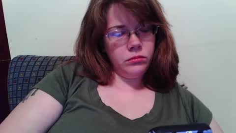 Snapshot of sammy_lyn chatting on October 2025 08:29:01 PM Sam online show from October 2025 08:29:01 PM